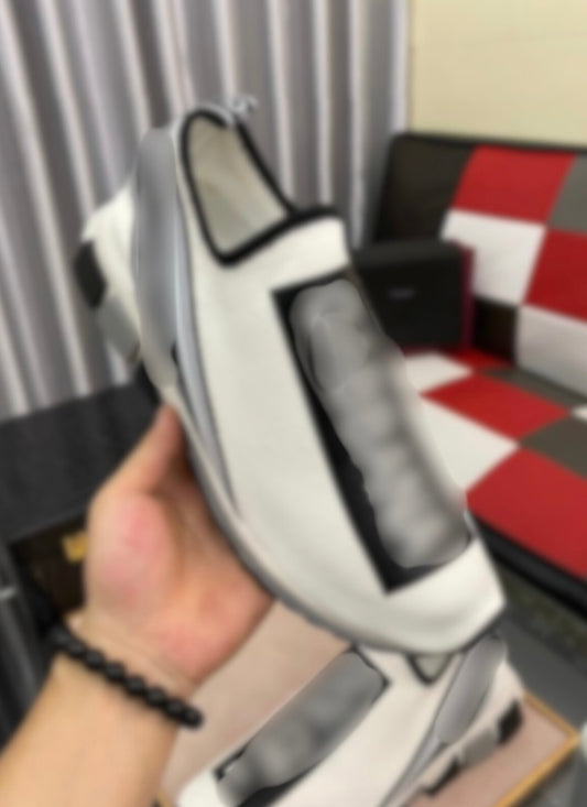 DG